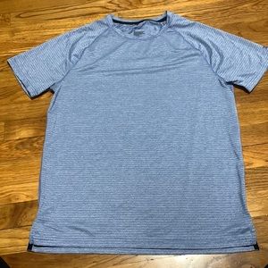 Men’s short sleeve performance tee